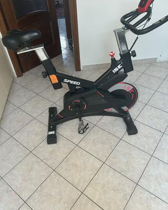 SPINNING BIKE