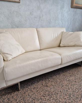Coppia Divani in Vera Pelle Pieno Fiore Bianco