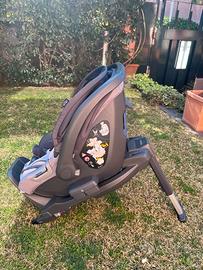 ovetto completo di base isofix + telaio e navetta