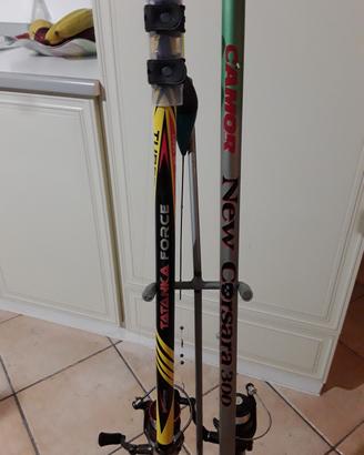 2 canne da pesca con supporto Tubertini e Camor
