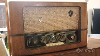 Radio epoca Braun