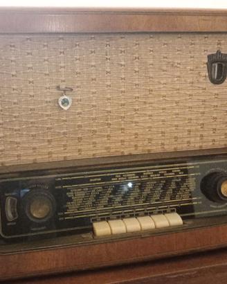 Radio epoca Braun