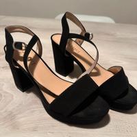 Sandali Zuiki con tacco 