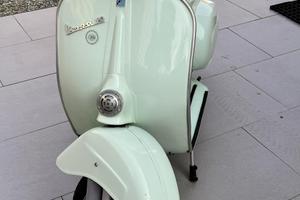 Vespa 50 N 1965 restaurata, libretto originale