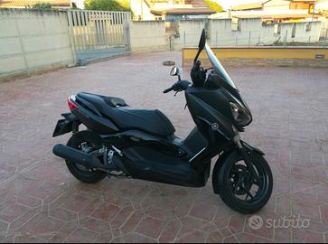 Yamaha X-Max 250 - 2016