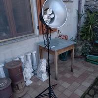 Lampada a piantana da fotografo 