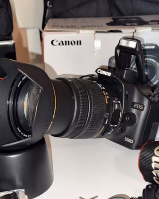 Kit Canon 500D + Sigma 17-50 f2.8 + 2 Ob. + Flash