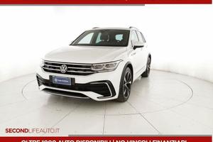 Volkswagen Tiguan 2.0 tdi R-Line 4motion 150c...