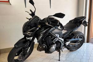 Kawasaki Z900 Performance (MY2017) - ABS