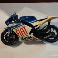 Modellino Yamaha Valentino Rossi 