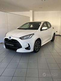 Toyota Yaris 1.5 Hybrid 5 porte Trend