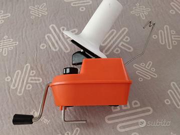 Bobinatore manuale per maglieria 