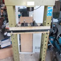 pressa 15 tonnellate