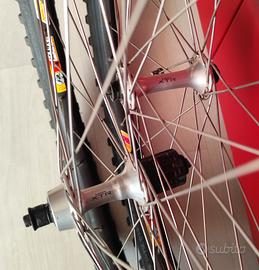 Ruote Xtr m900 26" complete 