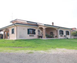 VILLA SINGOLA A POMEZIA