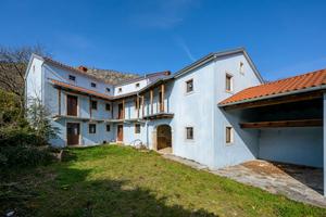 Splendida casa carsica dei primi '900