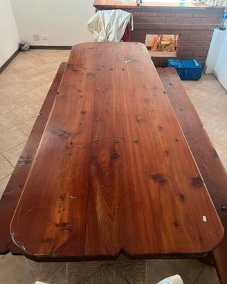 Tavolo in legno
