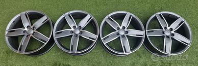 Cerchi Originali Audi 19 ET49 - 8J - 5x112 S / RS