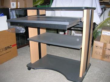 Mobiletto porta computer