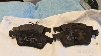 Kit pastiglie Ant. + Post. Ford Focus Mk3