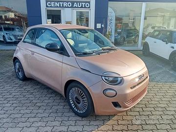 Fiat 500 Berlina Hybrid Icon