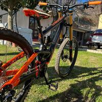 Bici downhill