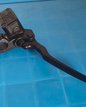 pompa freno anteriore beverly 500