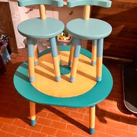 Stokke MuTable con 2 sedie e accessori originali