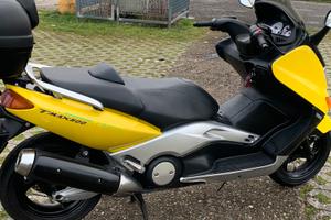 Yamaha tmax