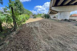 Terreno di 700 m² a Montevarchi