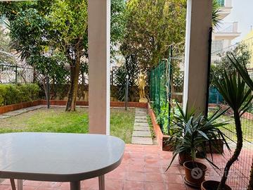 Casa indipendente centrale con giardino