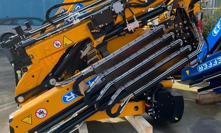 Gru EFFER 175-4S+Jib 3S nuova