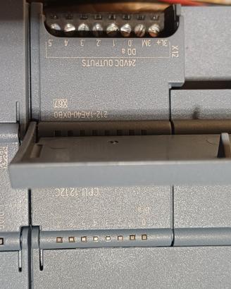 PLC S7 1200 212 1AE40-0XB0 E SCHEDA ANALOGICA SM12