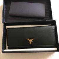 Portafoglio marca Prada