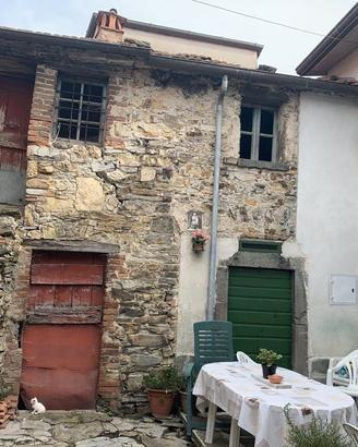 Rustico da ristrutturare in Lunigiana