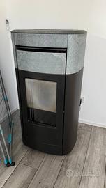 Stufa a pellet Edilkamin Vyda 14 kW pietra ollare