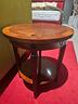 tavolino-in-ciliegio-con-intarsi-