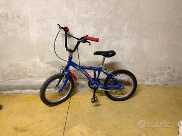 Bicicletta per bambini - Blu/Rossa perfetta