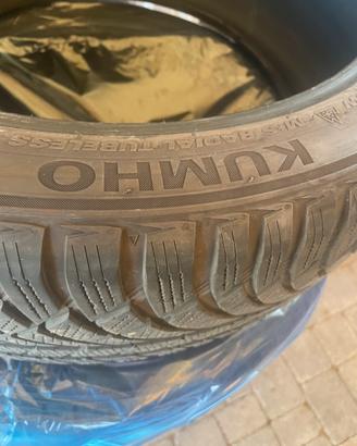 Gomme auto invernali KUMHO
