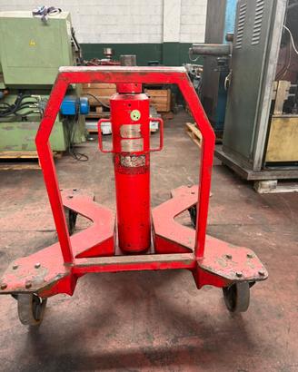 Sollevatore da fossa  idraulico Ravaglioli 2000 kg