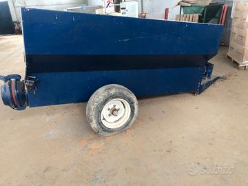 Autoscaricante bigoncia uva, segatura, cereali