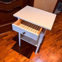 COMODINO HEMNES