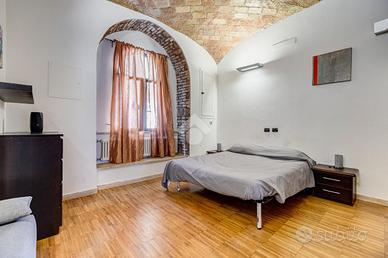 2 LOCALI A ROMA