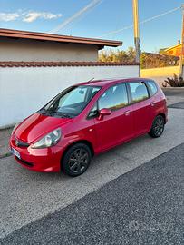 Honda jazz adatta a neopatentati