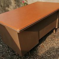 SCRIVANIA TIPO OLIVETTI Vintage Anni ’50 /’60 (5x)