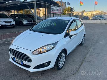 Ford Fiesta 5p. Bz.- GPL Titanium - 2014