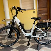 XP Bicicletta Elettrica E-Bike xp I-D7 super scont