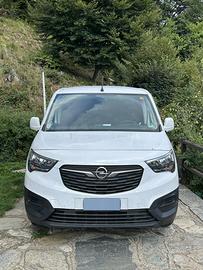 Opel Combo 2021 S&S 130cv