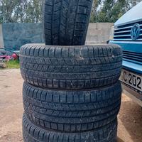 Gomme invernali Pirelli 235/65/ R17