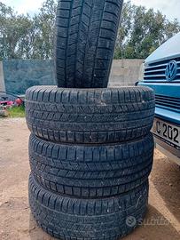 Gomme invernali Pirelli 235/65/ R17
